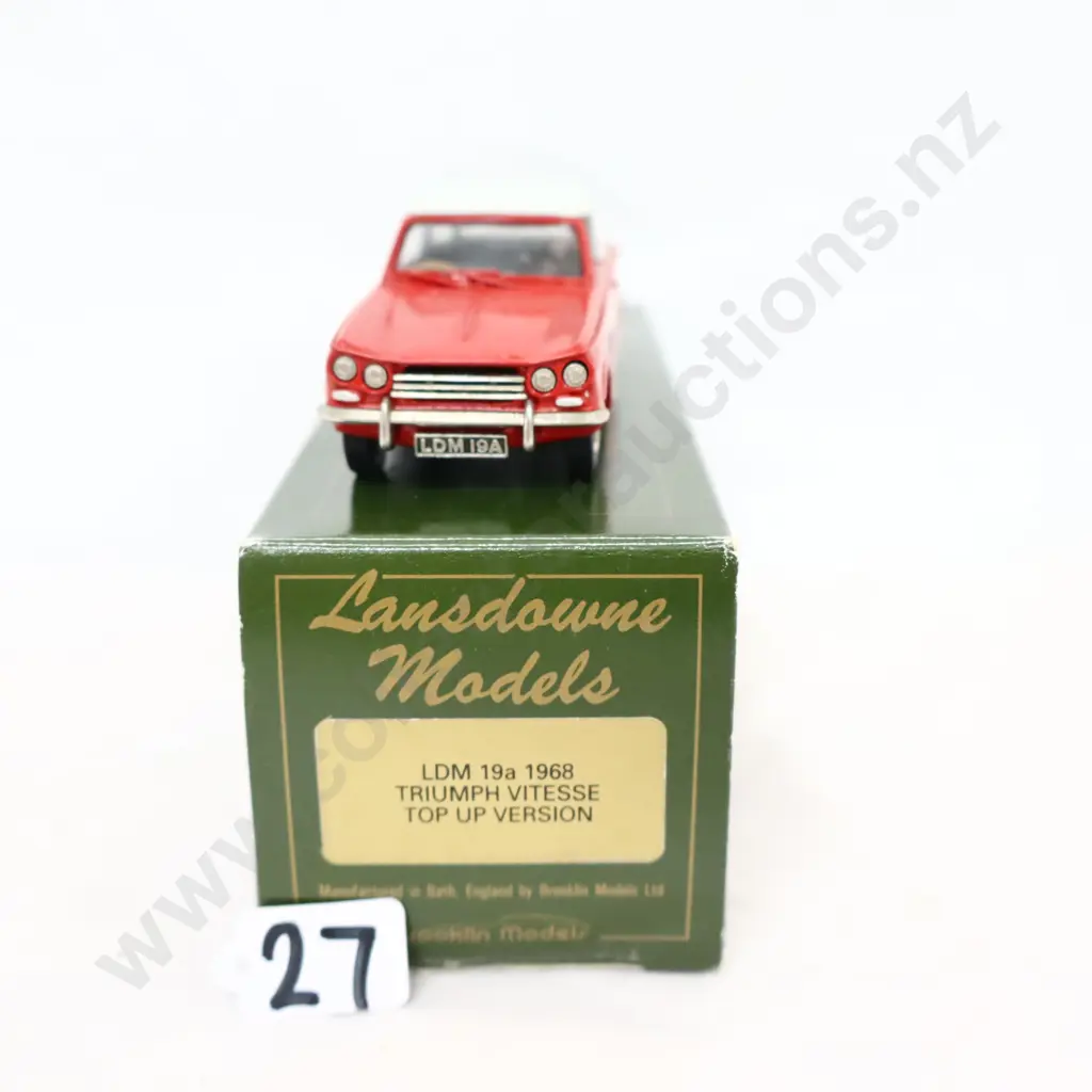 1/43 Landsdown Models 1968 Triumph Vitesse Image 1++