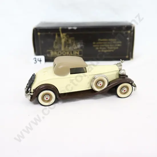 1/43 Brooklin Models 1932 Packard Light Eight