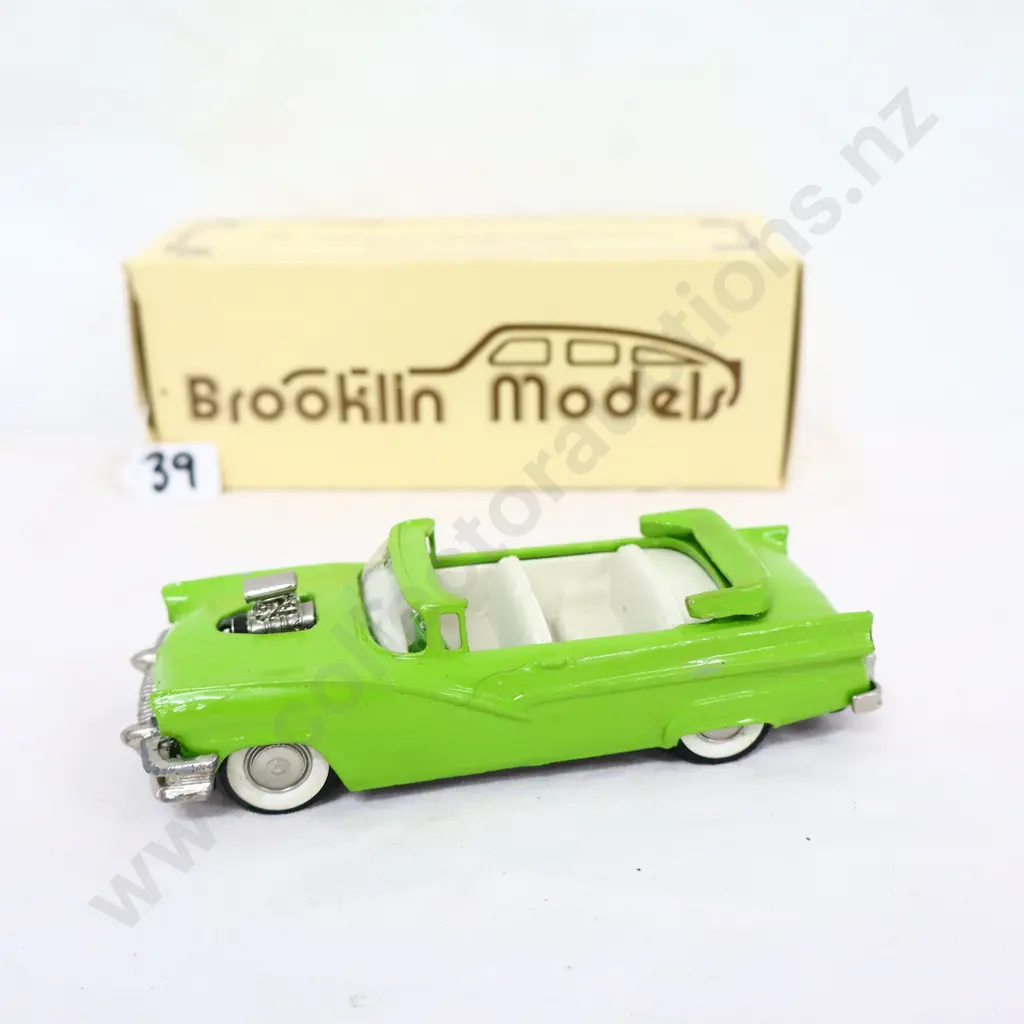 1/43 Brooklin Models 1956 Ford Fairlane Image 1++
