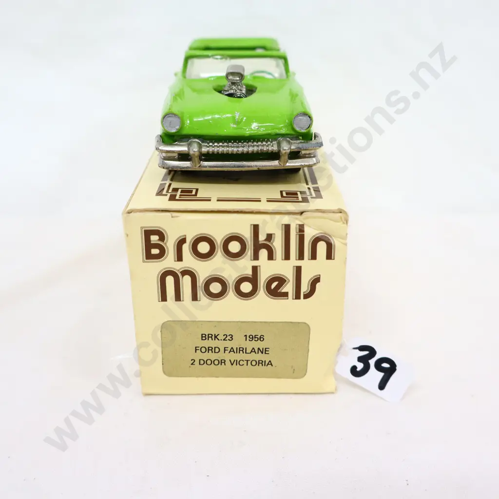 1/43 Brooklin Models 1956 Ford Fairlane Image 1++