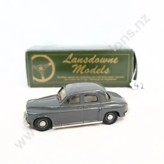 1/43 Landsdown Models 1957 Rover P4