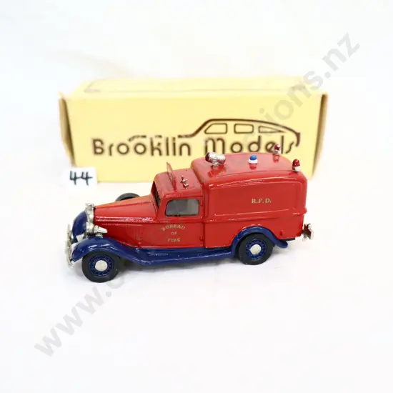 1/43 Brooklin Models 1936 Dodge Van