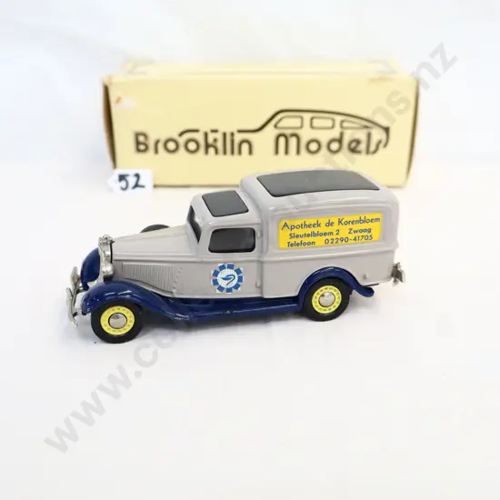 1/43 Brooklin Models 1938 Dodge Van