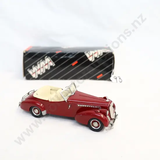 1/43 Western Models 1940 Packard Darrin