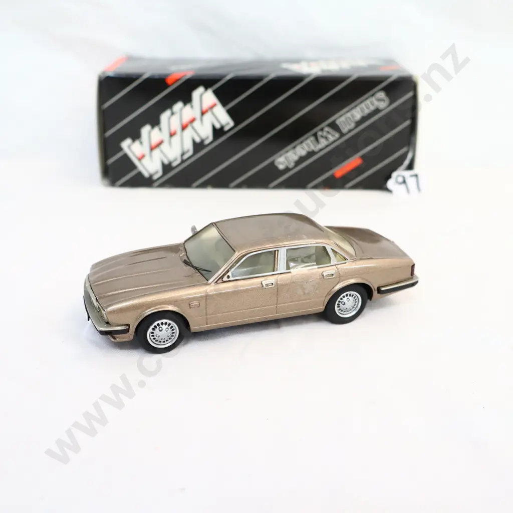 1/43 Western Models 1992 Jaguar XJ6 Image 1++