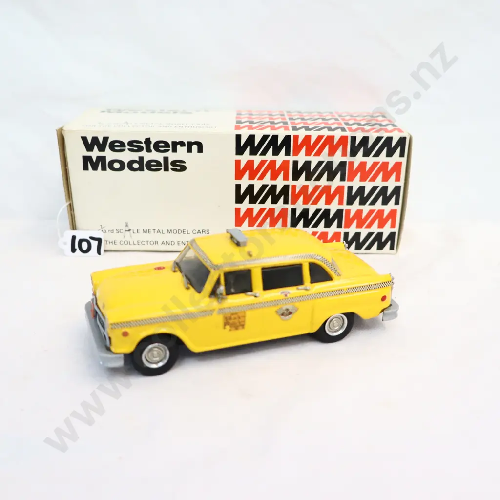 1/43 Western Models Checker Taxi Image 1++