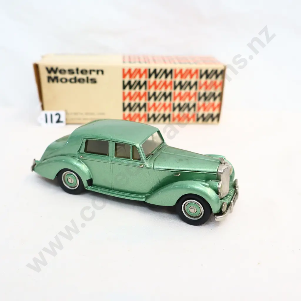 1/43 Western Models Bentley MK VI Sedan Image 1++