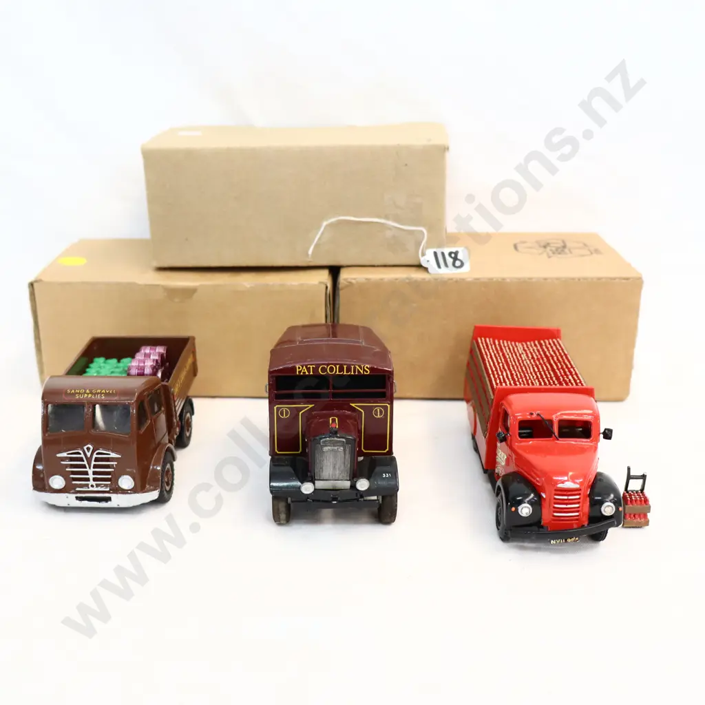 1/43 Boxed Trucks Image 1++