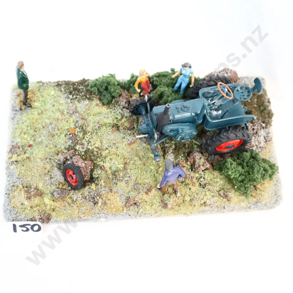 1/43 Tractor Diarama Image 1++