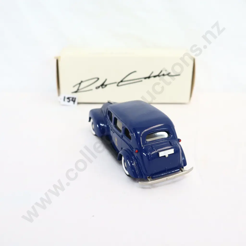 1/43 Rob Eddie 1950 Volvo PV831 Image 1++