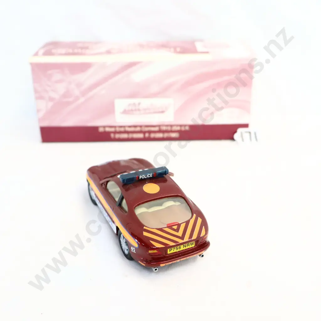 1/43 Milestone Models Jaguar XK8 1996 Image 1++