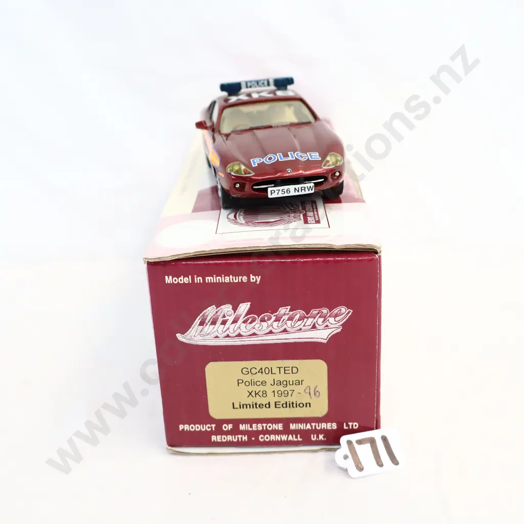 1/43 Milestone Models Jaguar XK8 1996 Image 1++