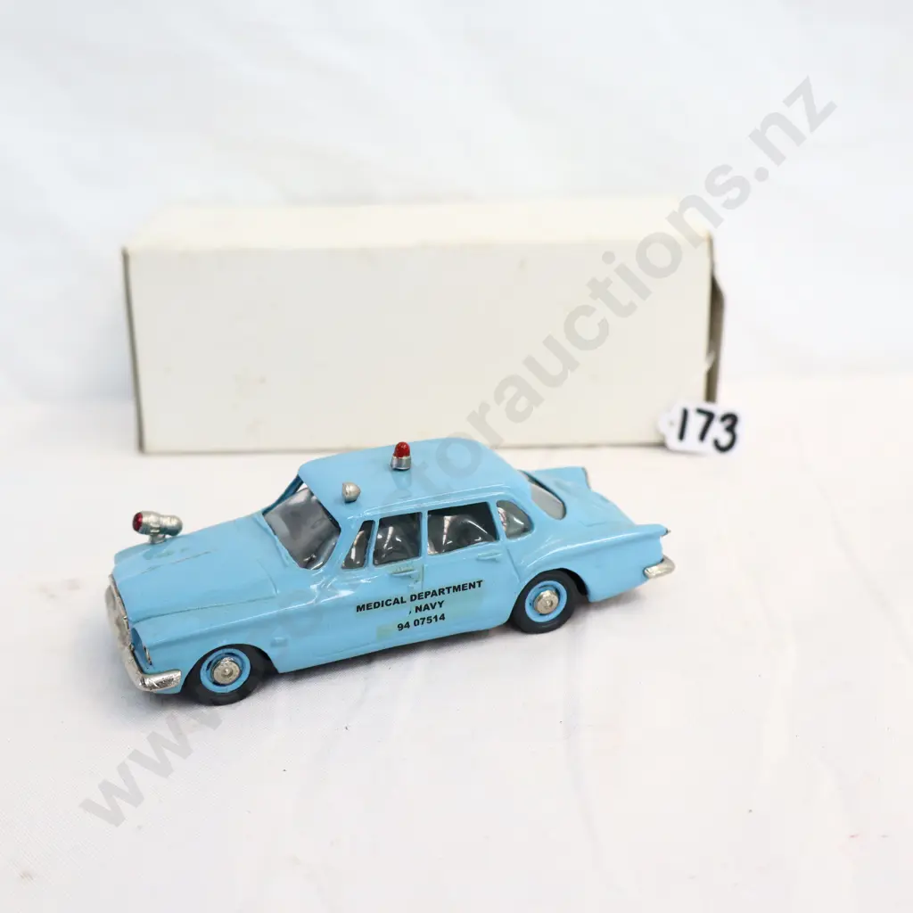 1/43 Milestone Models 1960 Chrysler Valiant Image 1++