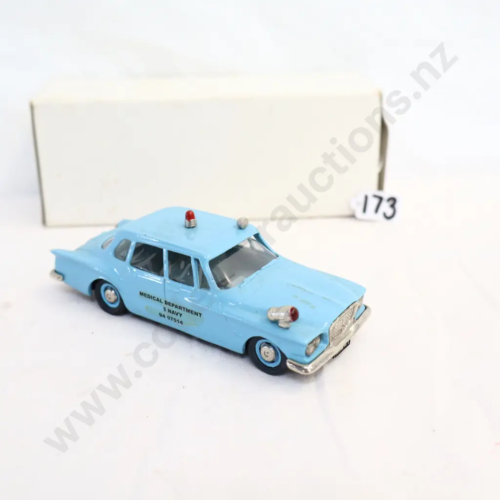 1/43 Milestone Models 1960 Chrysler Valiant Image 1++