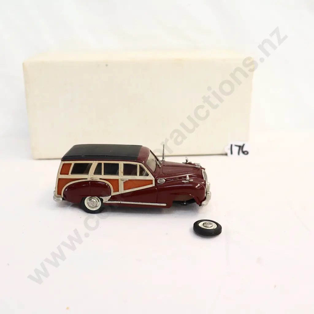 1/43 Kenna Models Hereford Woody Image 1++
