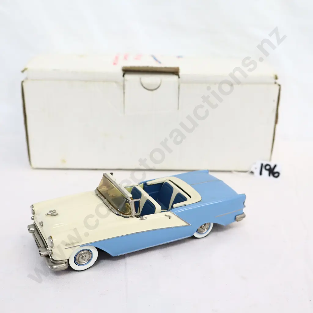 1/43 Conquest Models Oldsmobile Starfire Image 1++