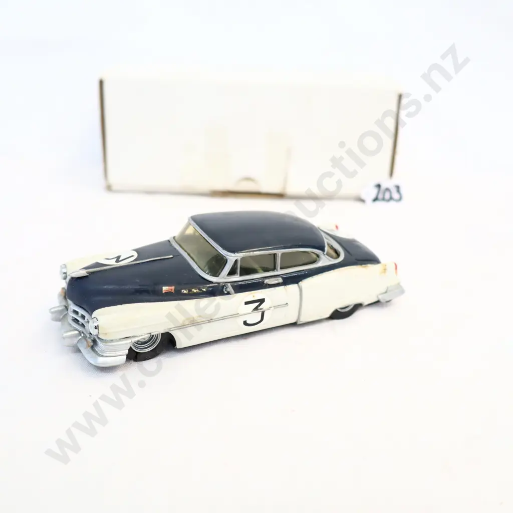 1/43 1950 Cadillac Sedan Image 1++