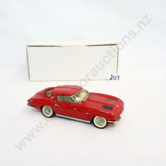 1/43 St Martins Models Corvette Stingray