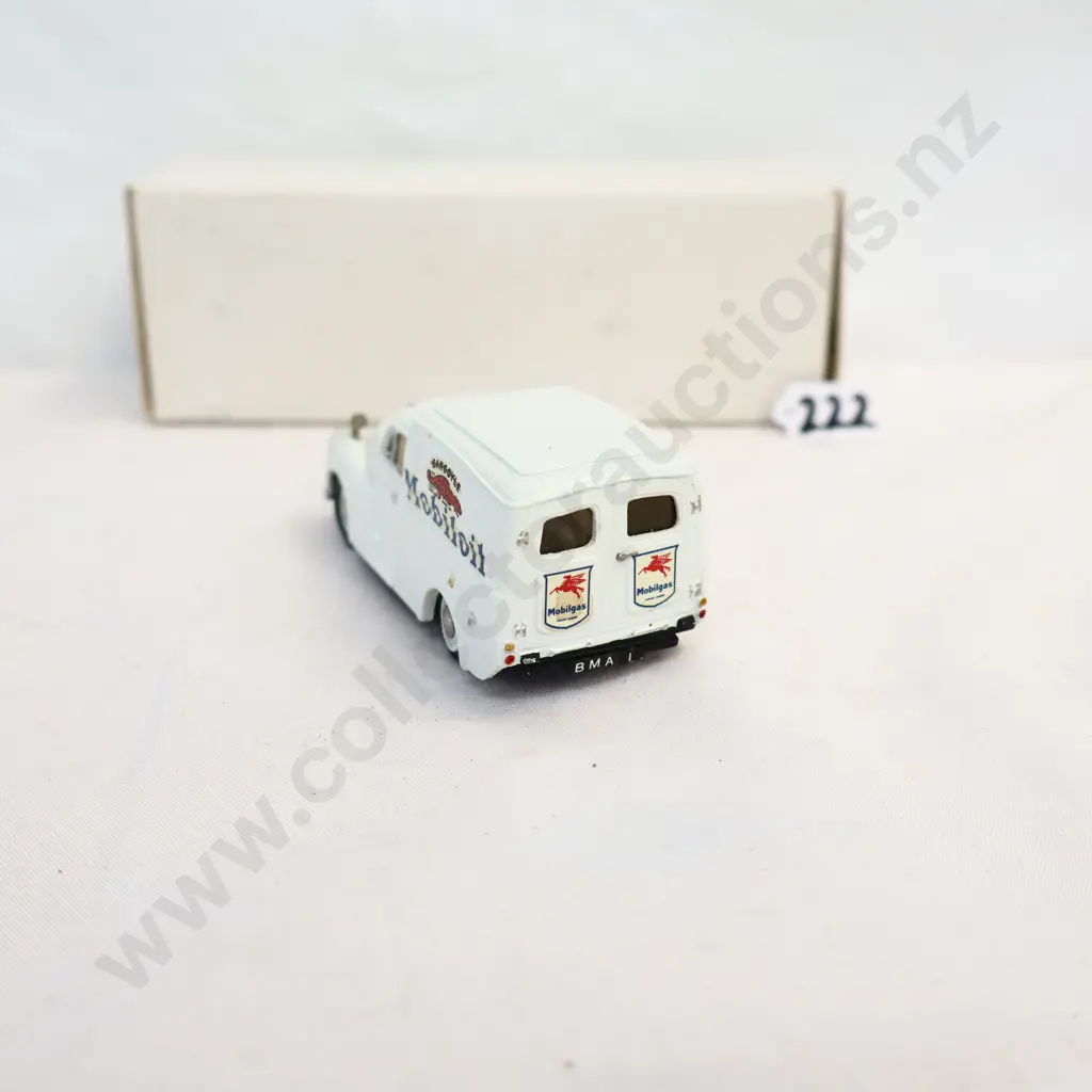 1/43 K & R Replicas Morris 1000 Image 1++