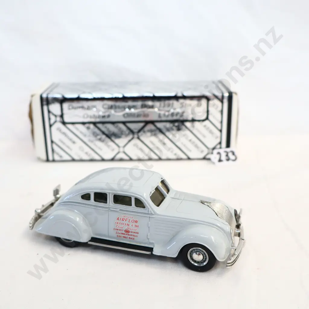 1/43 Durham Classics 1934 Chrysler Air Flow Image 1++