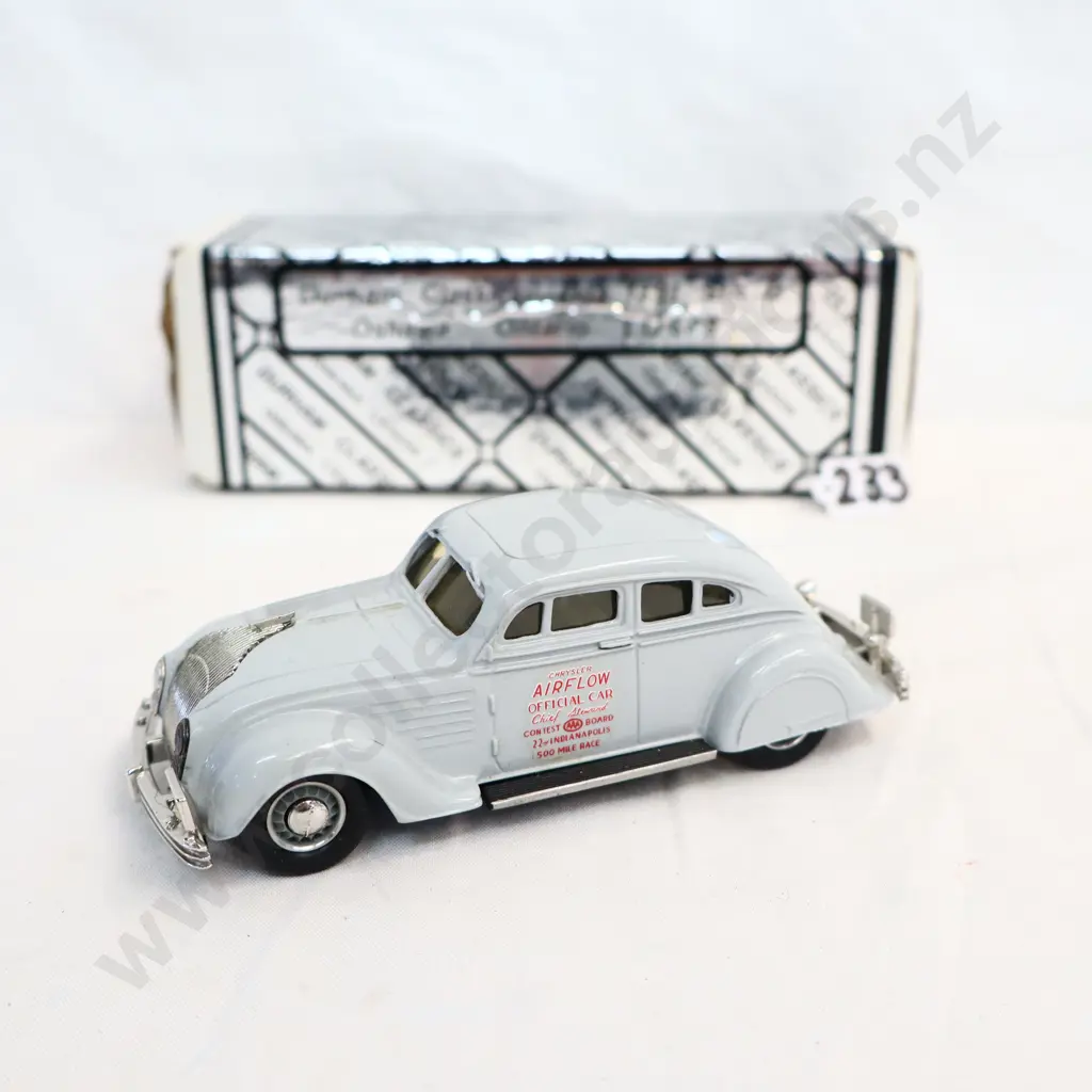 1/43 Durham Classics 1934 Chrysler Air Flow Image 1++
