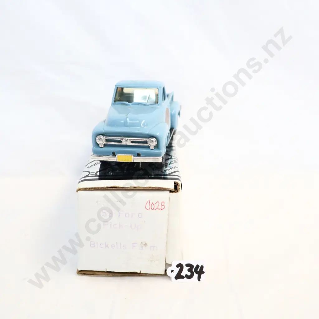 1/43 Durham Classics 1953 Ford Pick Up Image 1++