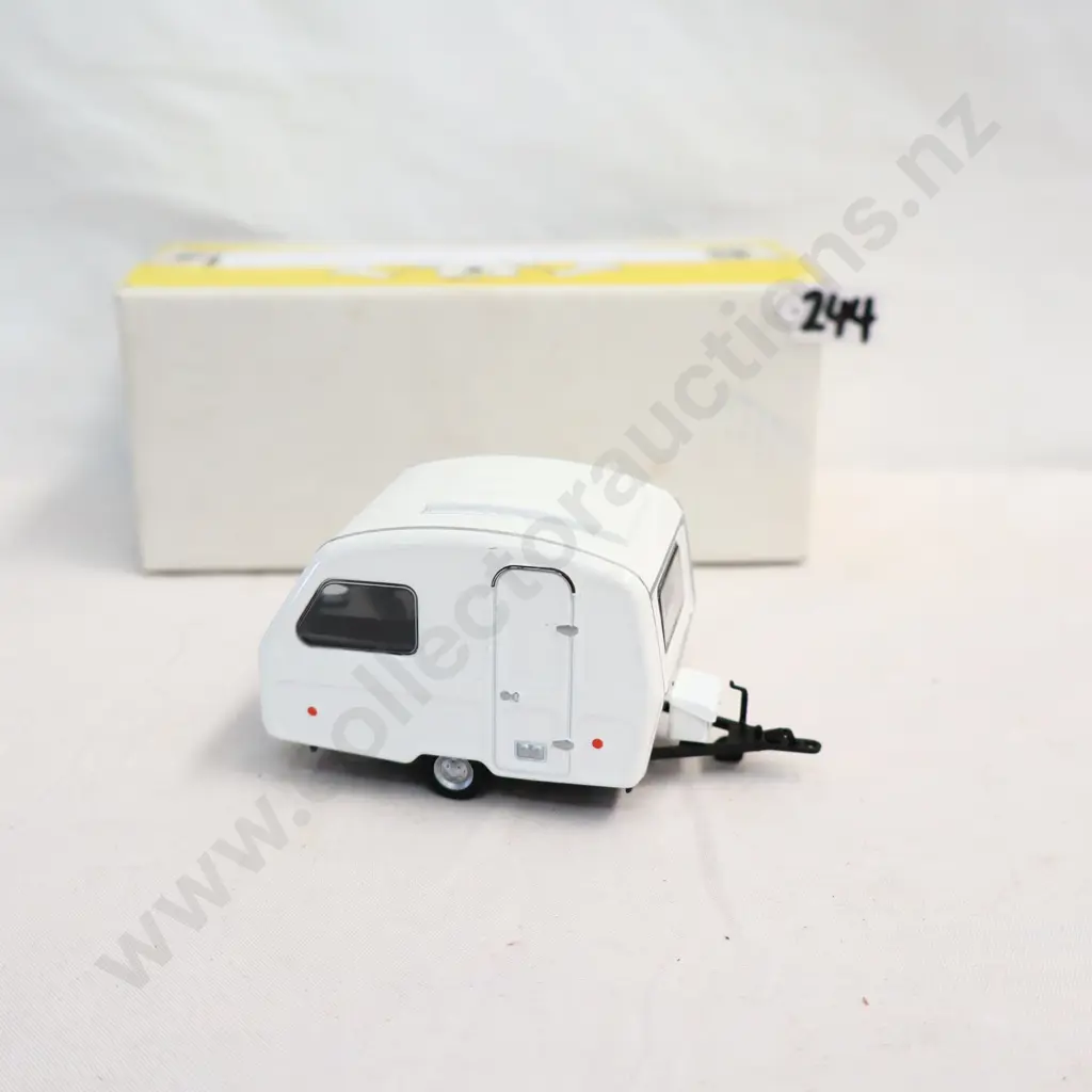 1/43 Miewiadown Caravan Image 1++