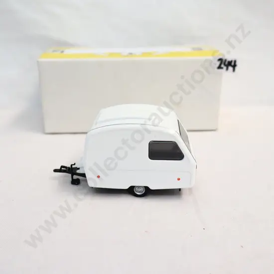 1/43 Miewiadown Caravan