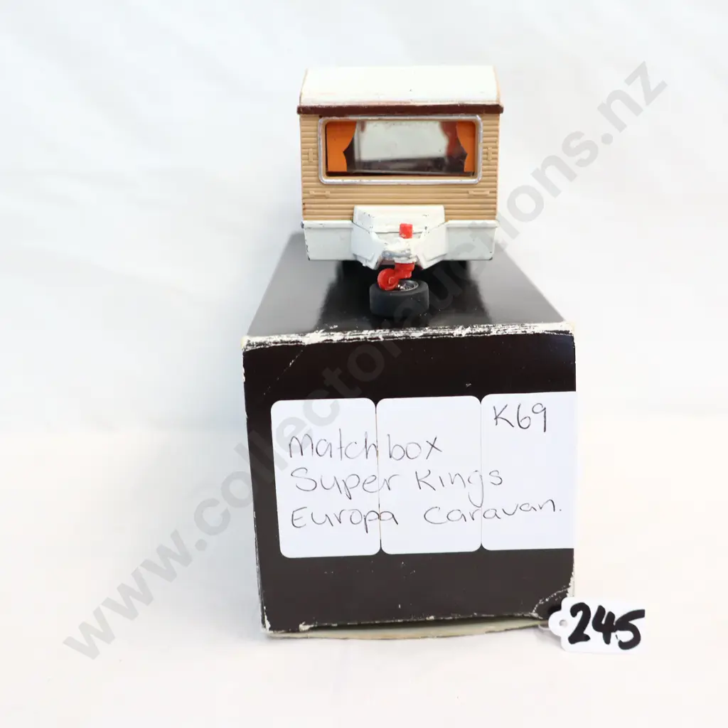 1/43 Matchbox Super Kings Europa Caravan Image 1++