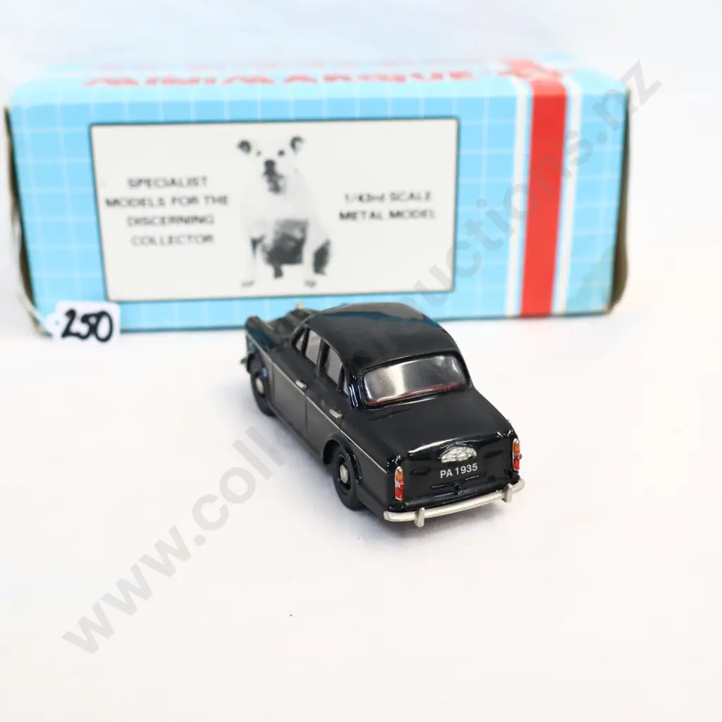 1/43 Minimarque Wolseley Mk 2 1500 Saloon Image 1++