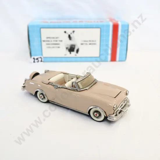 1/43 Minimarque 1953 Packard Caribbean