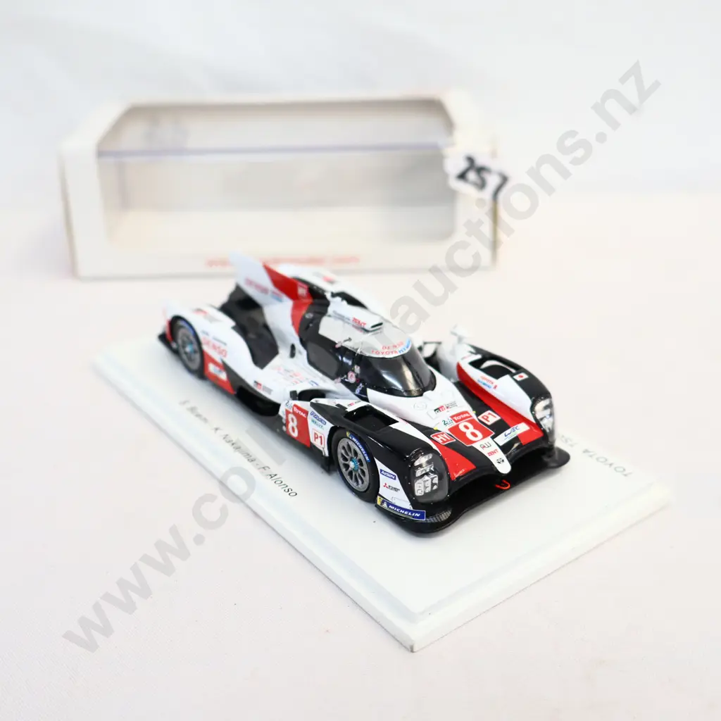 1/43 Spark Toyota TS 050 Hybrid Image 1++