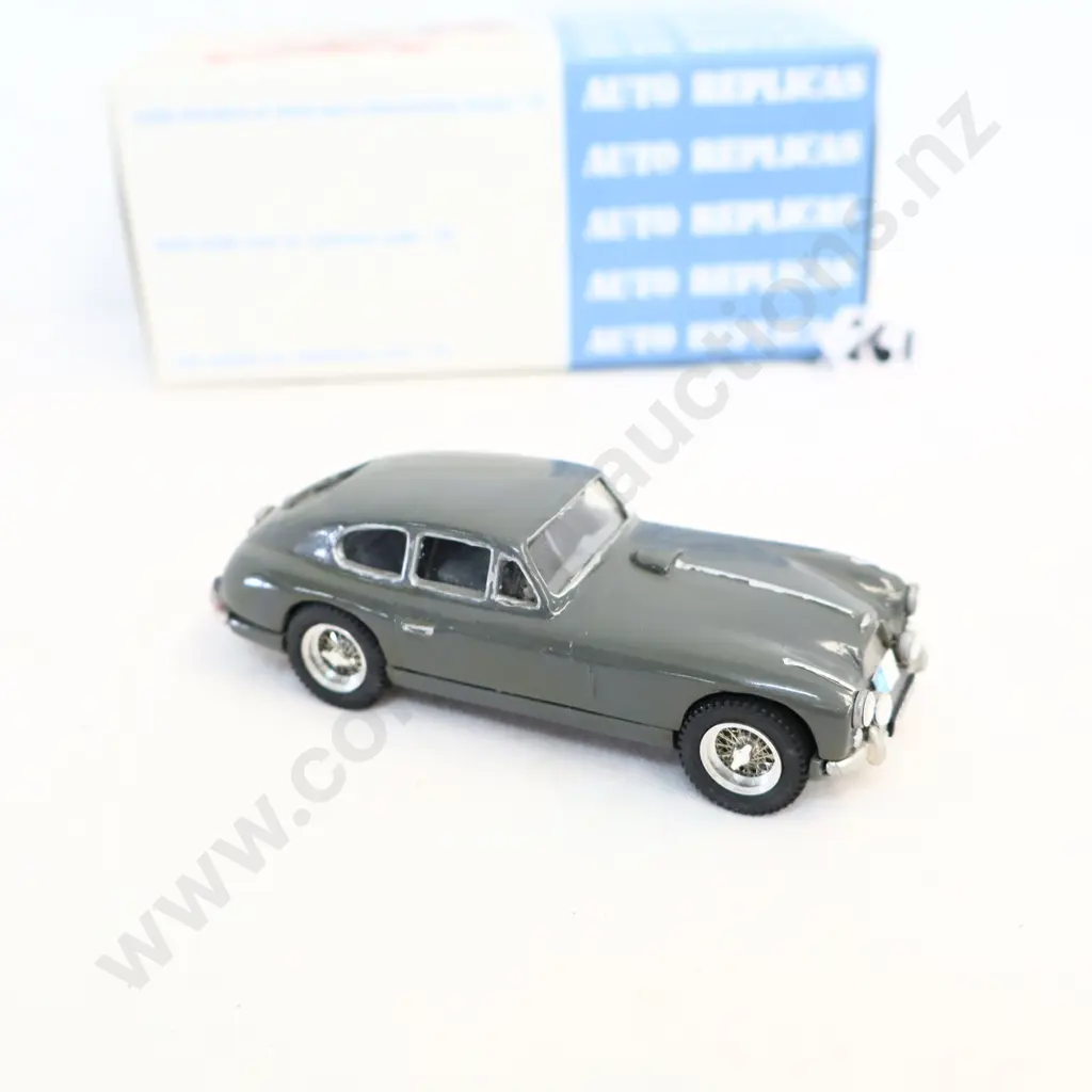 1/43 Auto Replicas 1956 RAC Rally Winner Image 1++
