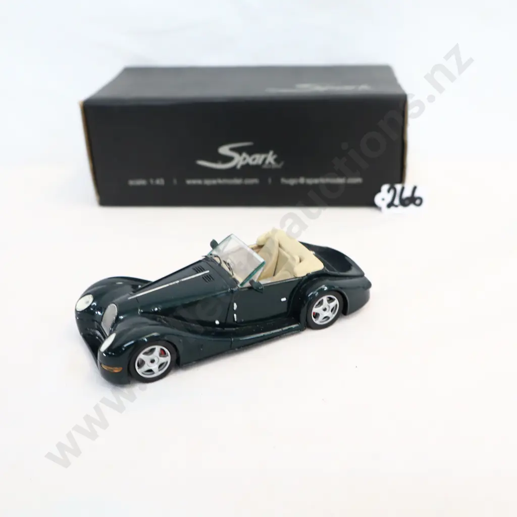 1/43 Spark Models Morgan Aero 8 Image 1++