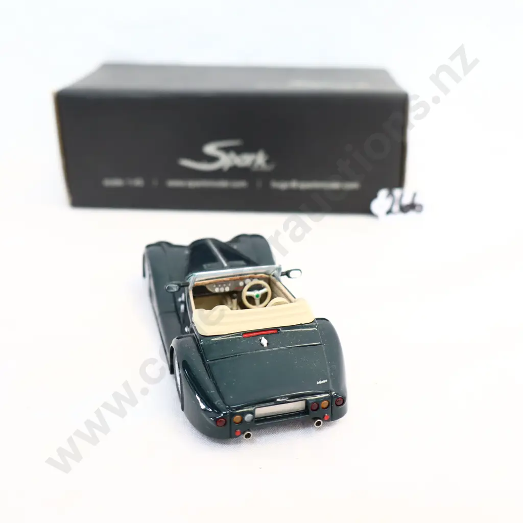 1/43 Spark Models Morgan Aero 8 Image 1++