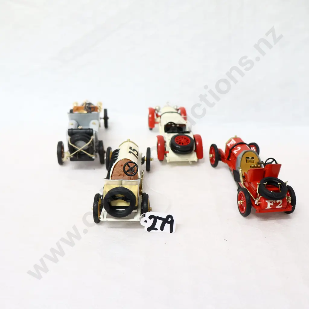 1/43 Model Cars x 4 Image 1++