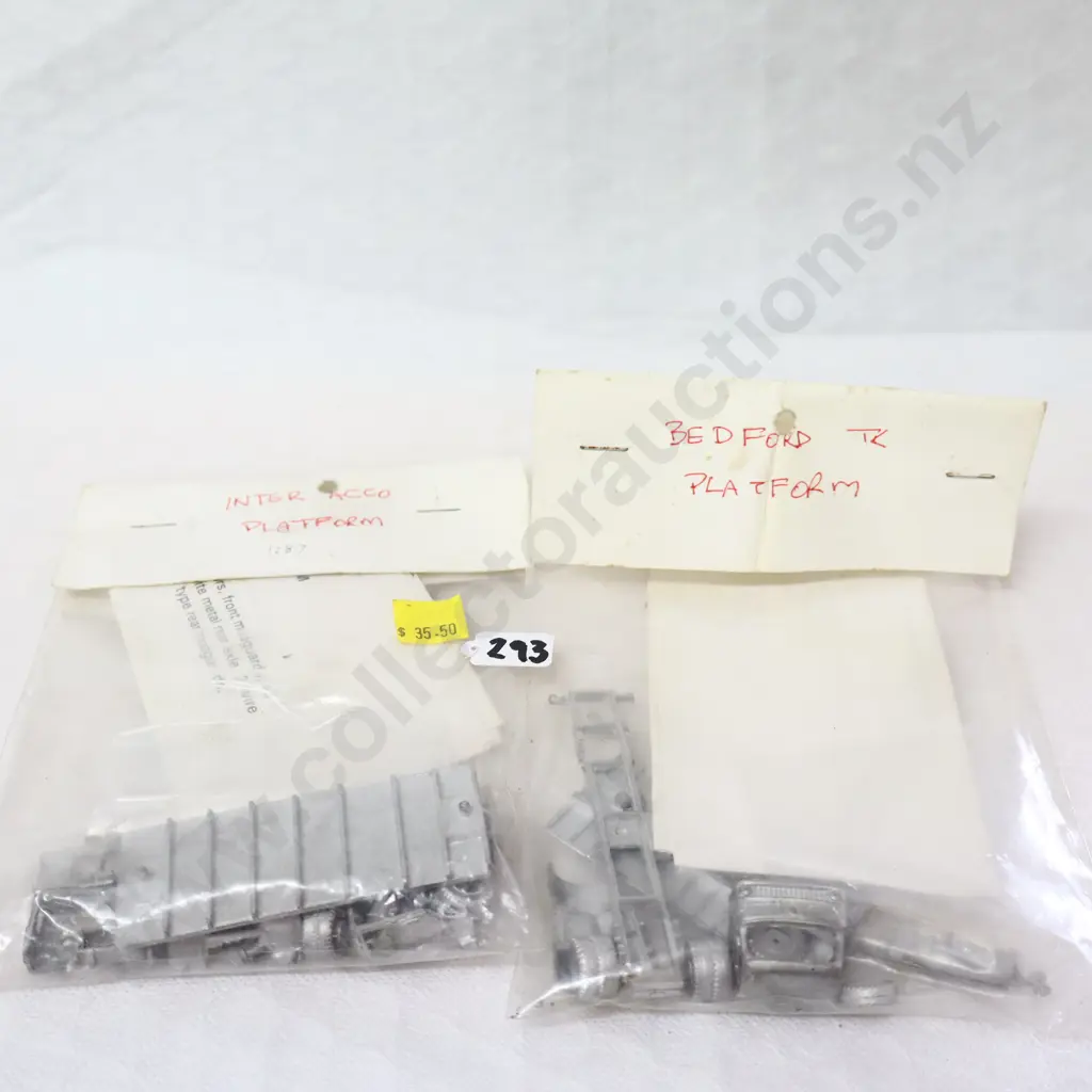 1/87 Peter Young White Metals Kits Inter Acco Platform And Bedford TK Platform Image 1++