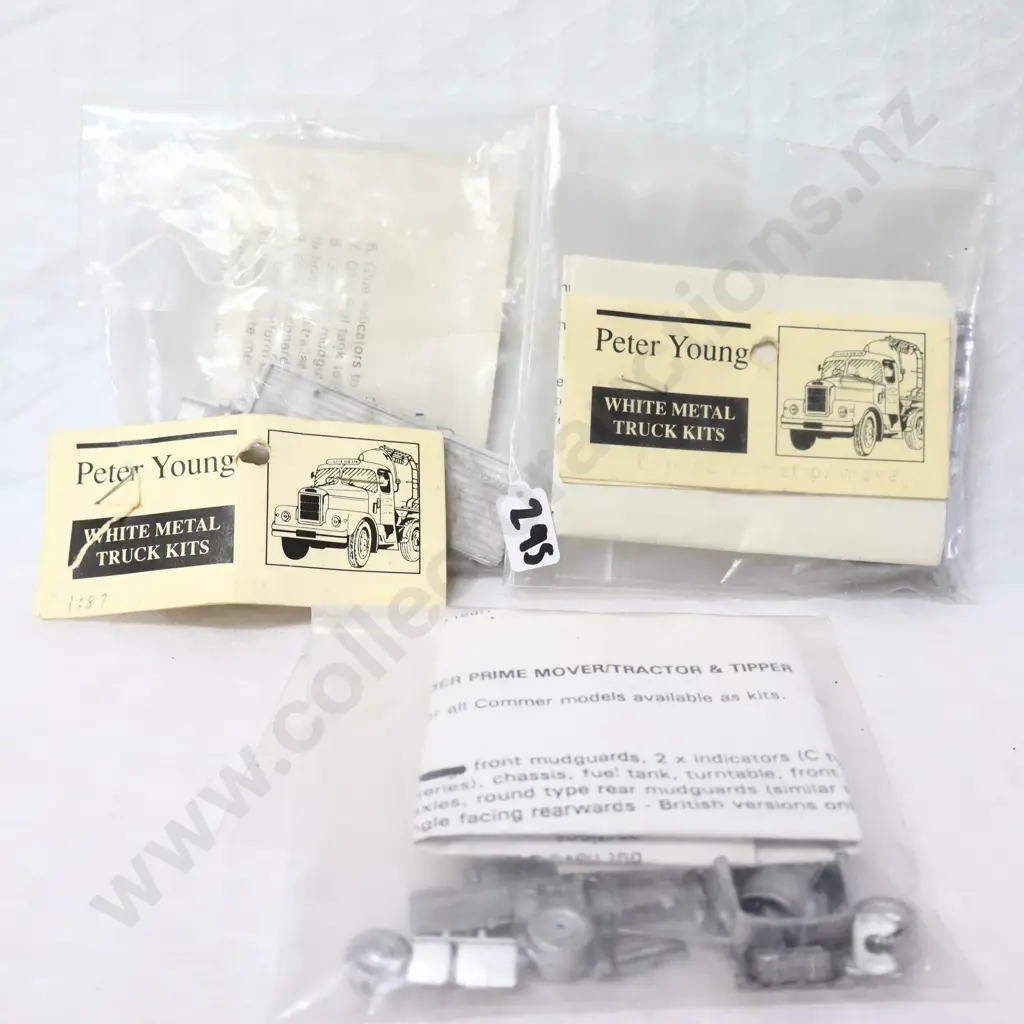 1/87 Peter Young White Metals Kits  Austin FF Tipper And Austin FF Platform Image 1++