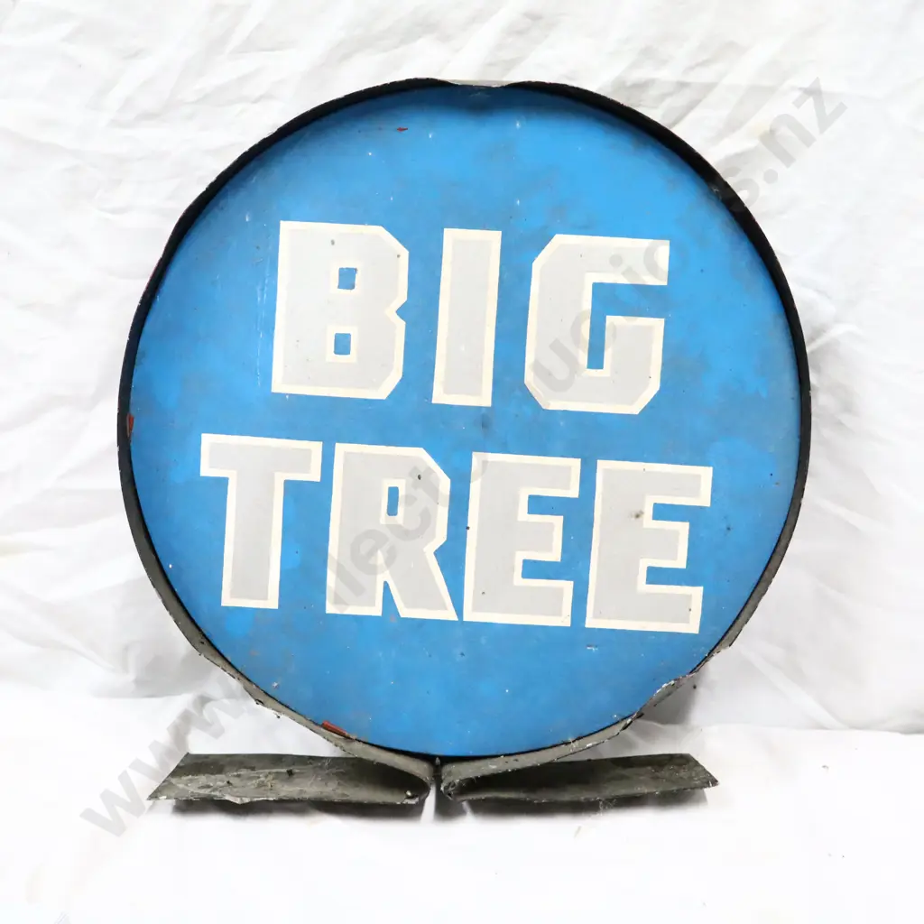 Big Tree Sign Image 1++