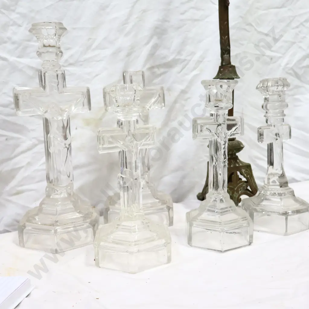 Crucifixes x 6 Image 1++