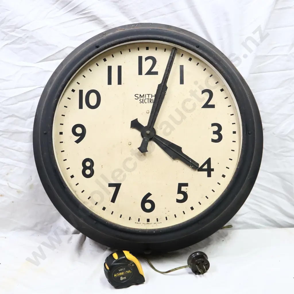 LARGE Smiths Industrial Wall Clock Image 1++
