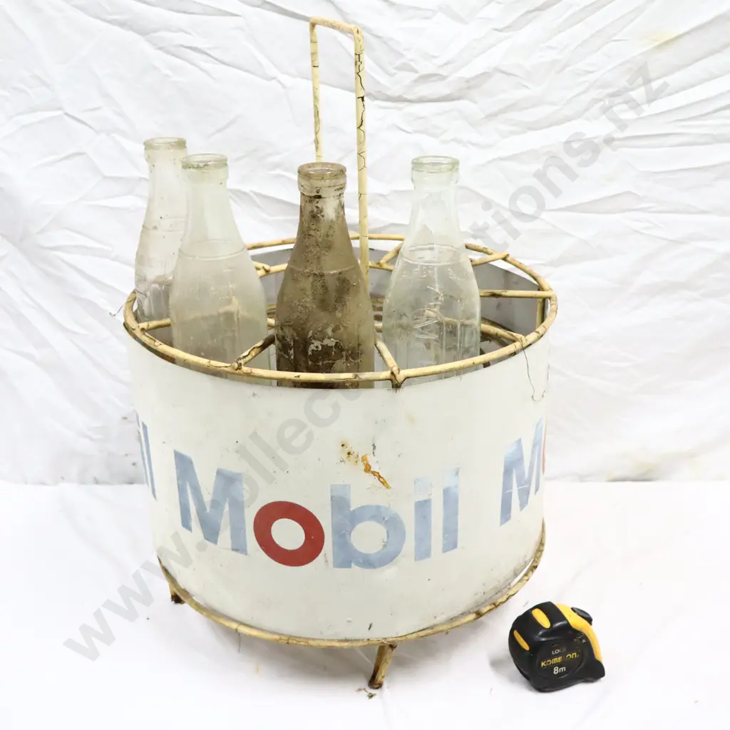 Mobil Oil Bottle Rack With 4 Mobil Oil Bottles Image 1++