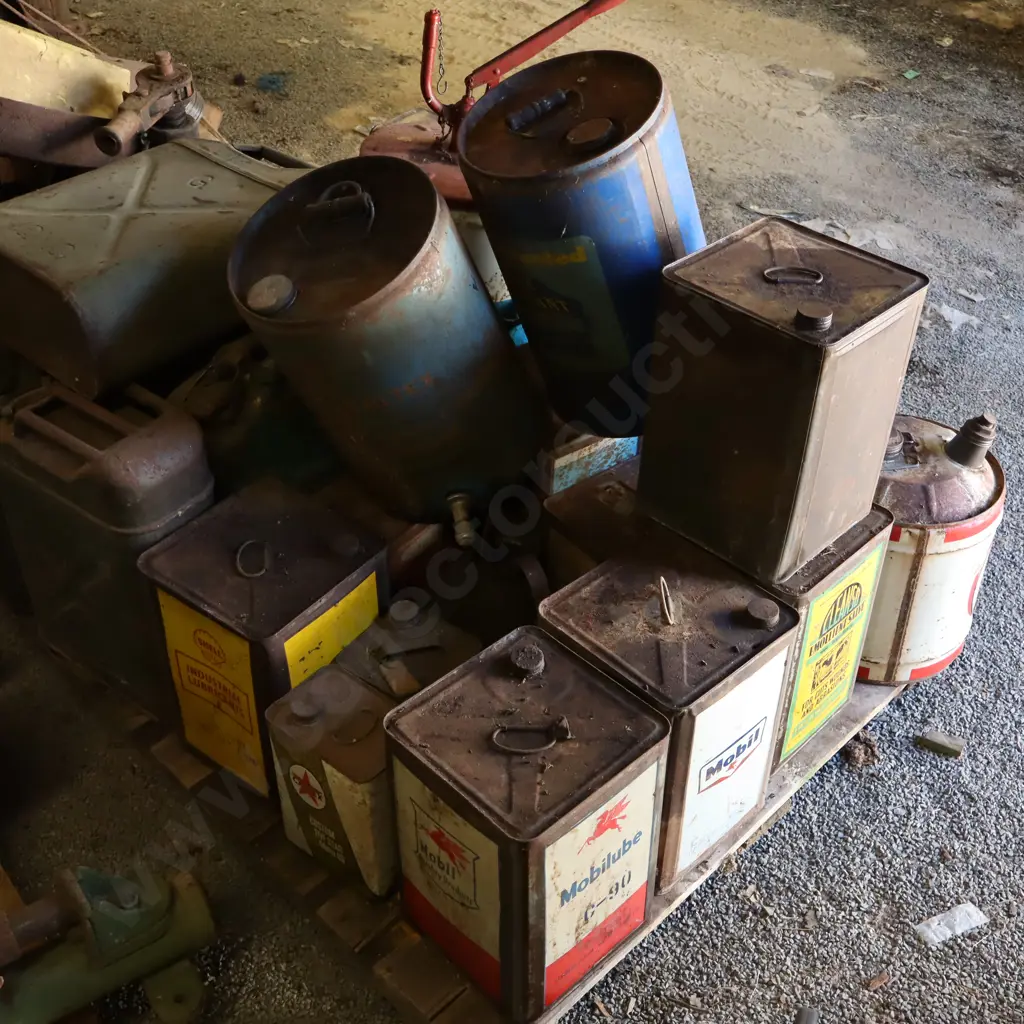 Pallet Load Of Oil Tins And Gerry Cans Image 1++