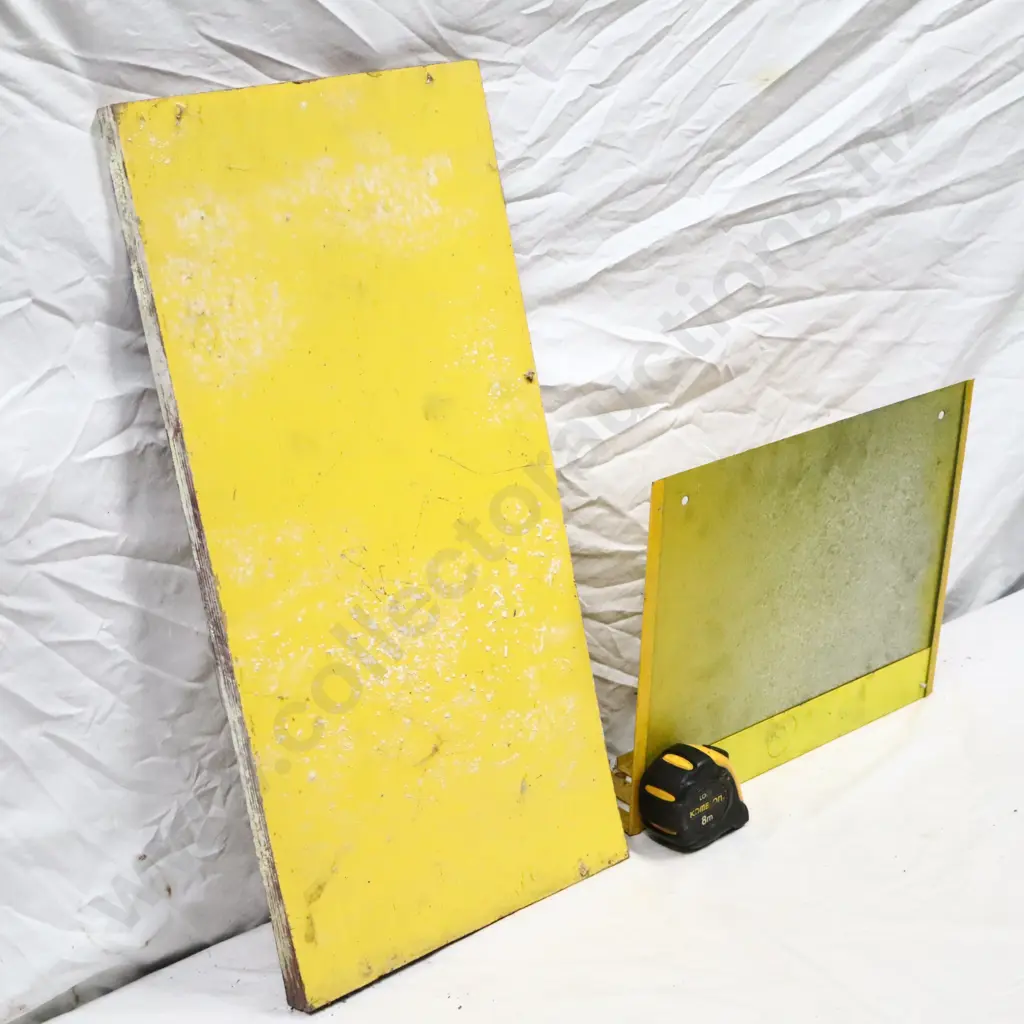 Cresent Tools And Repco Signs Image 1++