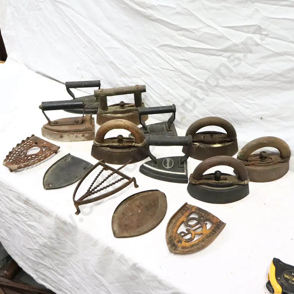 Antique Irons x 7 And Trivits x 5 Image 1++