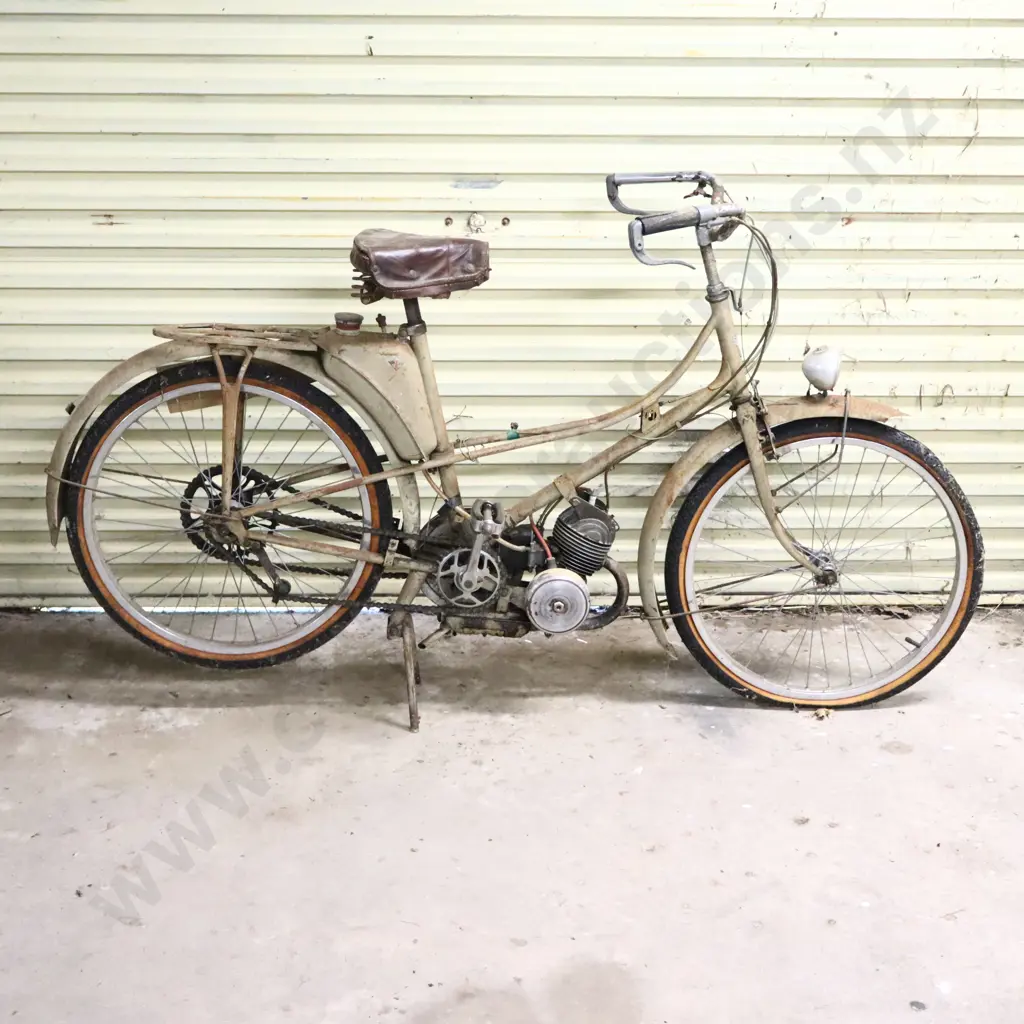 1950s Motobécane Mobylette Image 1++