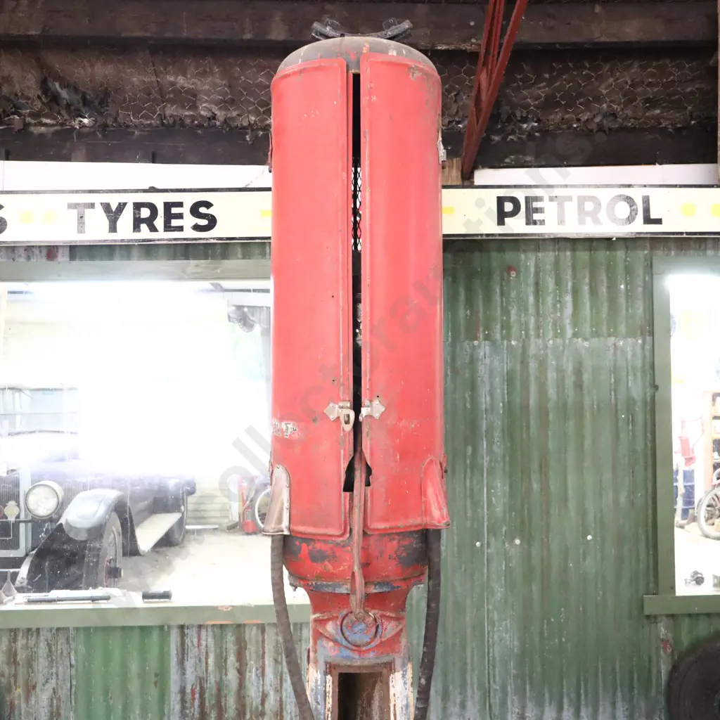 C1920s Carbox Petrol Bowser Image 1++