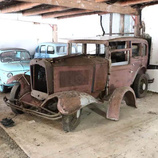 Nash Straight 8 Plus Parts Inside