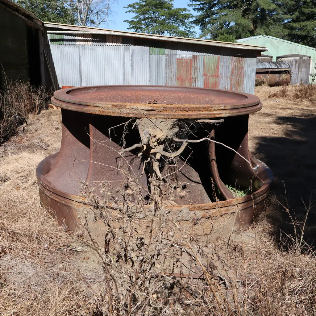 LARGE Turbine Ex Arapuni Dam. Image 1++