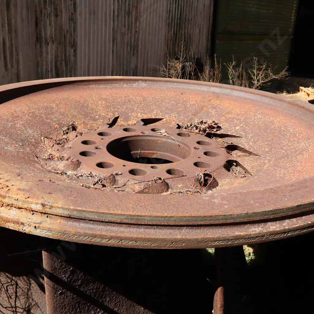 LARGE Turbine Ex Arapuni Dam. Image 1++